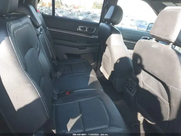 1FM5K8F88HGD09550 2017 FORD EXPLORER - Image 8