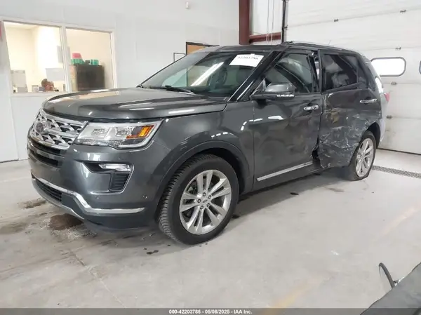1FM5K8F88JGC84008 2018 FORD EXPLORER - Image 2