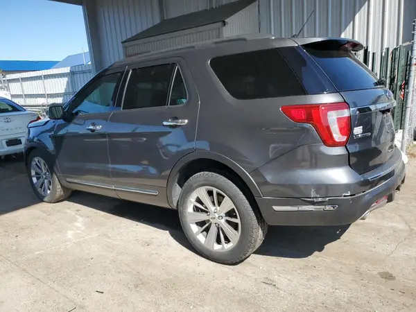1FM5K8F88KGA10664 2019 FORD EXPLORER - Image 2