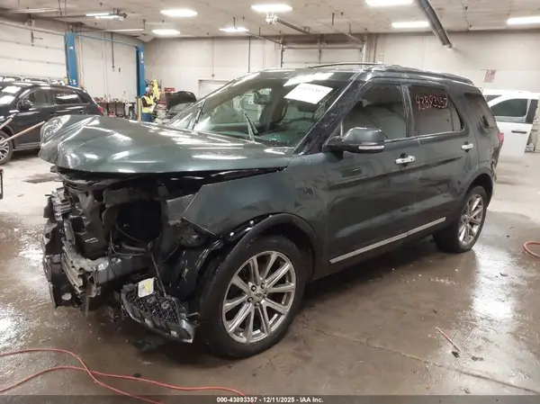 1FM5K8F89GGA56995 2016 FORD EXPLORER - Image 2