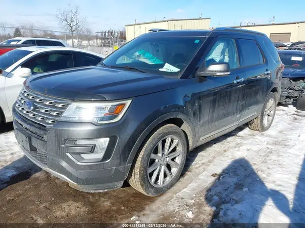 1FM5K8F89GGD15114 2016 FORD EXPLORER - Image 2
