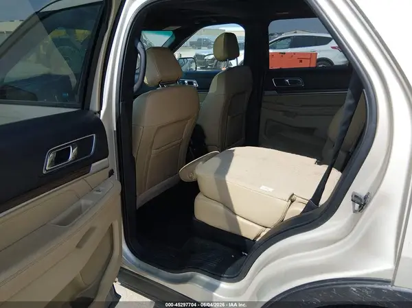 1FM5K8F89HGB63000 2017 FORD EXPLORER - Image 8