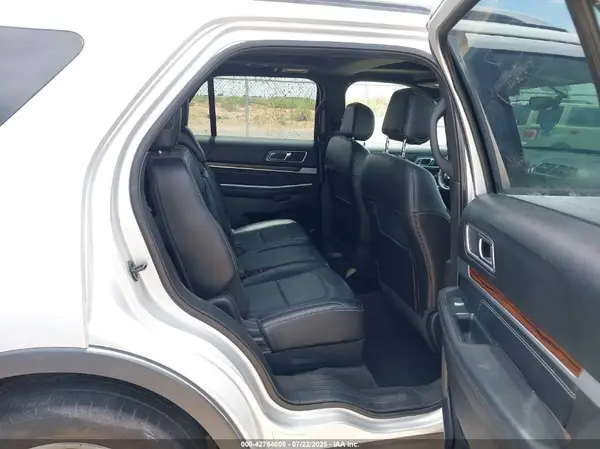 1FM5K8F89HGB80430 2017 FORD EXPLORER - Image 8
