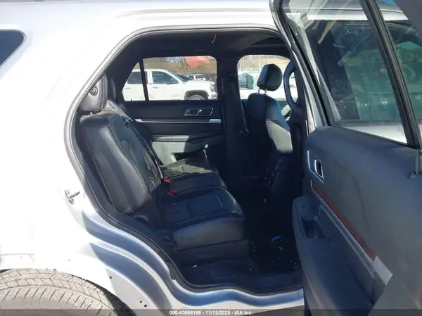 1FM5K8F89HGC23440 2017 FORD EXPLORER - Image 8