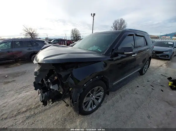1FM5K8F89JGA15645 2018 FORD EXPLORER - Image 2