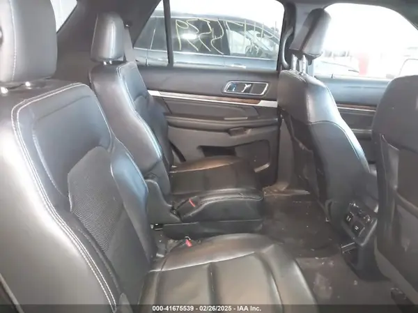 1FM5K8F8XKGA72650 2019 FORD EXPLORER - Image 8