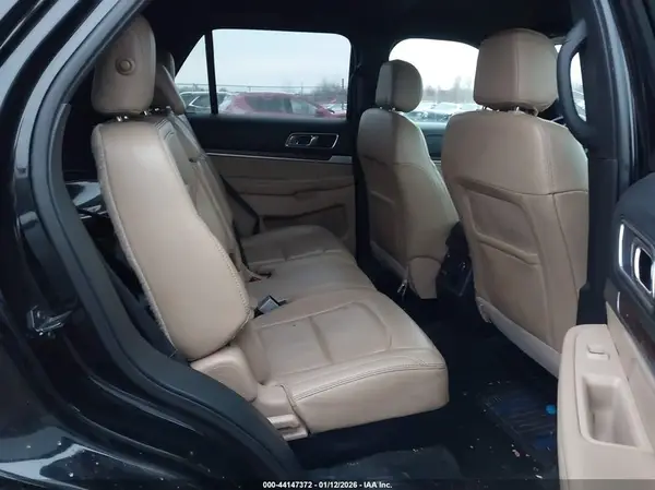 1FM5K8FH0HGC70050 2017 FORD EXPLORER - Image 8