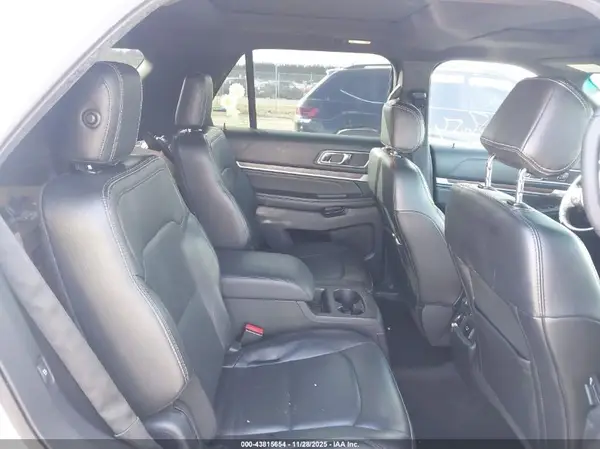 1FM5K8FH2HGB52274 2017 FORD EXPLORER - Image 8