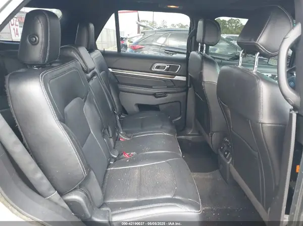 1FM5K8FH5GGB16366 2016 FORD EXPLORER - Image 8