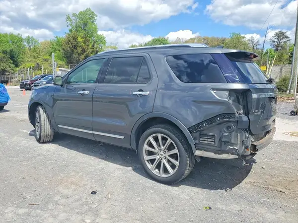 1FM5K8FH8GGC15571 2016 FORD EXPLORER - Image 2