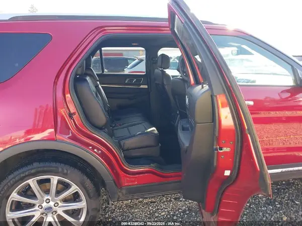 1FM5K8FH9HGE12847 2017 FORD EXPLORER - Image 8