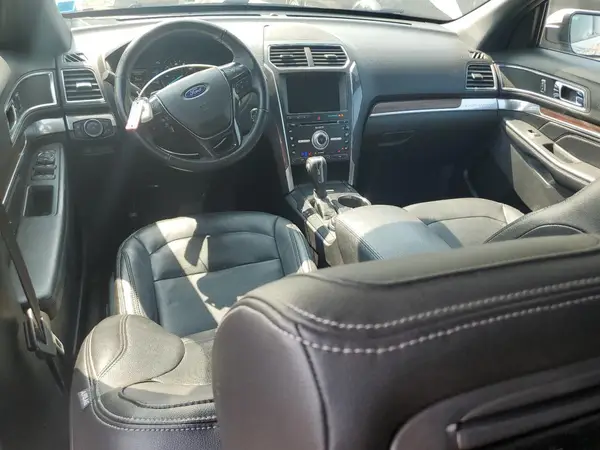 1FM5K8FHXJGB49015 2018 FORD EXPLORER - Image 8