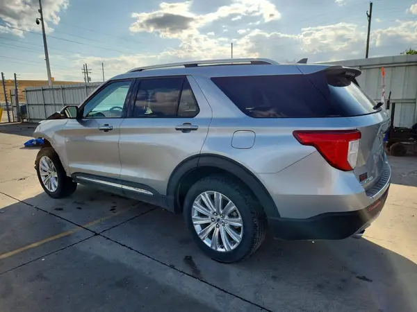 1FM5K8FW6PNA04363 2023 FORD EXPLORER - Image 2