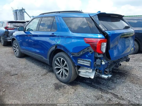 2020 FORD EXPLORER IAAI lot 42733635 auction photo 3