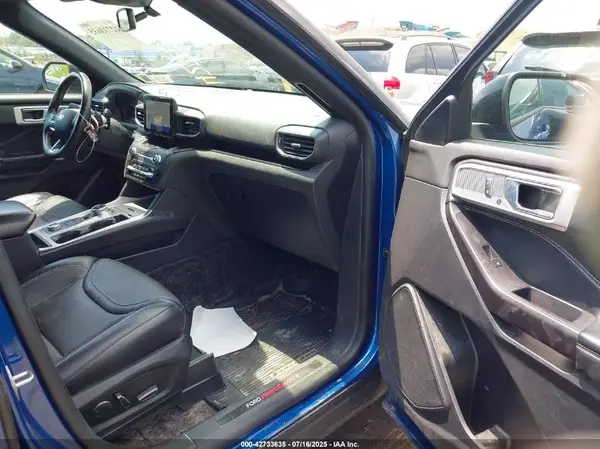 2020 FORD EXPLORER IAAI lot 42733635 auction photo 5