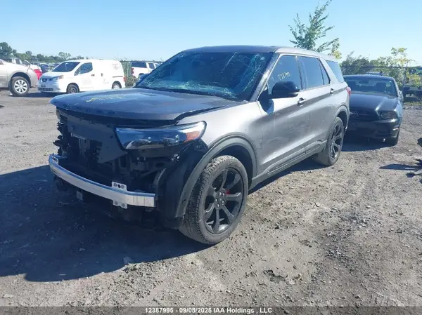 1FM5K8GC0NGA01514 2022 FORD EXPLORER - Image 2