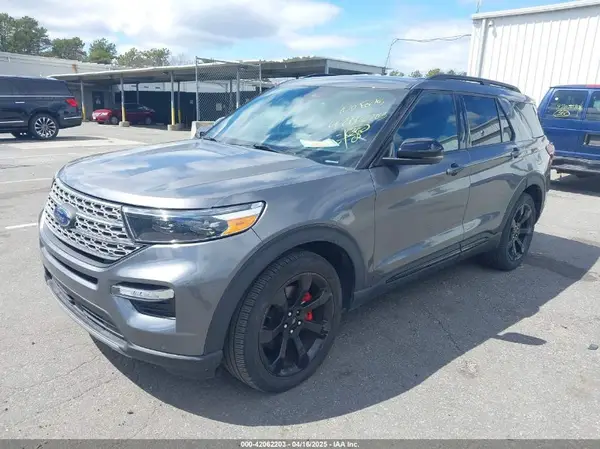 1FM5K8GC0NGA45819 2022 FORD EXPLORER - Image 2