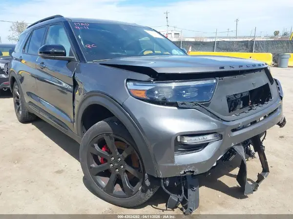 1FM5K8GC0PGA83523 2023 FORD EXPLORER - Image 1
