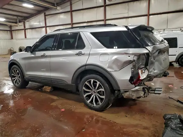 1FM5K8GC1LGD19378 2020 FORD EXPLORER - Image 2