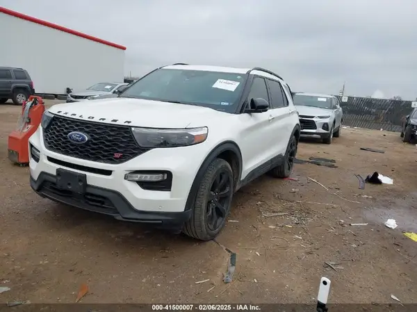 1FM5K8GC1PGA09284 2023 FORD EXPLORER - Image 2
