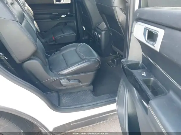 1FM5K8GC2MGA95040 2021 FORD EXPLORER - Image 8