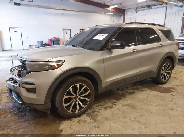 1FM5K8GC2NGA34384 2022 FORD EXPLORER - Image 2