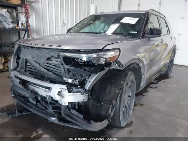 1FM5K8GC3LGB50240 2020 FORD EXPLORER - Image 2