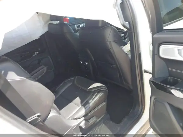 1FM5K8GC3MGA82247 2021 FORD EXPLORER - Image 8