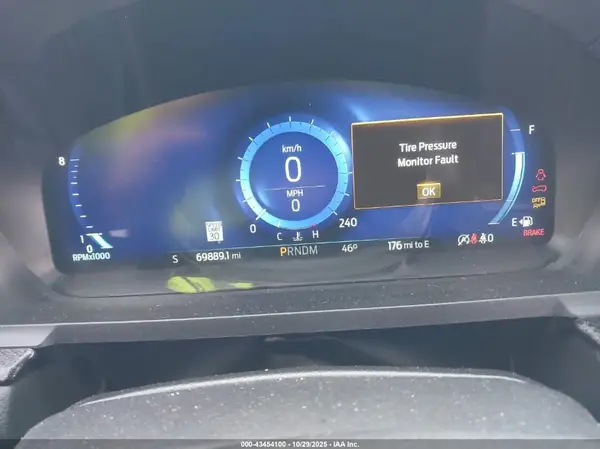 2020 FORD EXPLORER auction photo 7