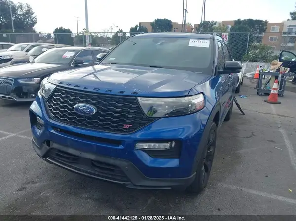 1FM5K8GC4LGA81851 2020 FORD EXPLORER - Image 2