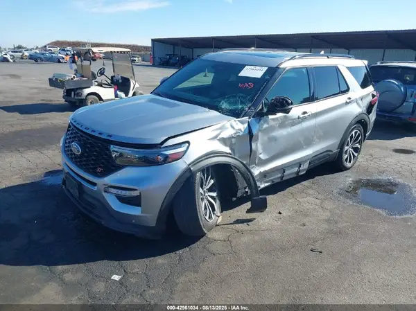 1FM5K8GC4LGB29820 2020 FORD EXPLORER - Image 2