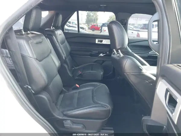 1FM5K8GC4NGA15562 2022 FORD EXPLORER - Image 8