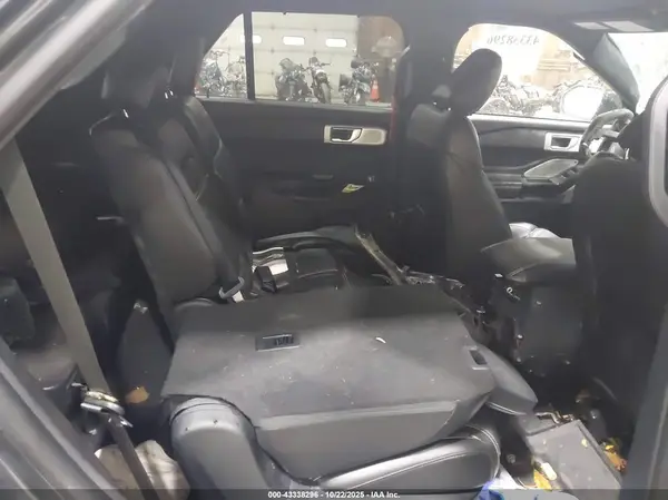 1FM5K8GC4NGA35925 2022 FORD EXPLORER - Image 8