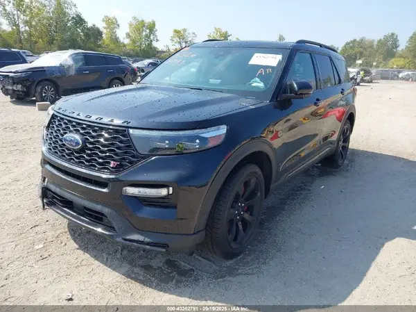 1FM5K8GC4NGA78161 2022 FORD EXPLORER - Image 2