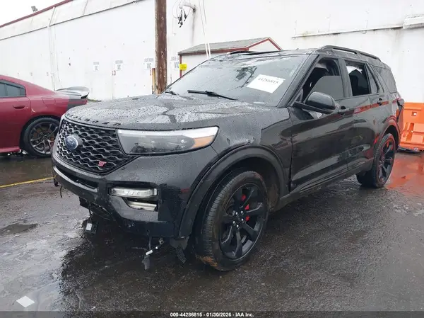 1FM5K8GC4PGA47513 2023 FORD EXPLORER - Image 2