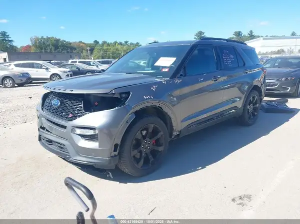 1FM5K8GC4PGB28477 2023 FORD EXPLORER - Image 2