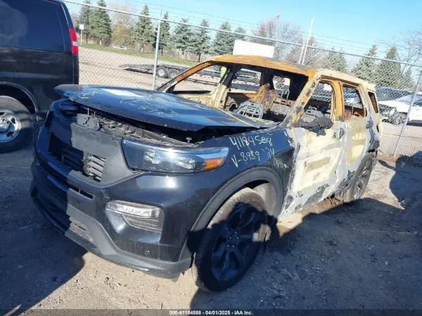 1FM5K8GC4RGA38989 2024 FORD EXPLORER - Image 2
