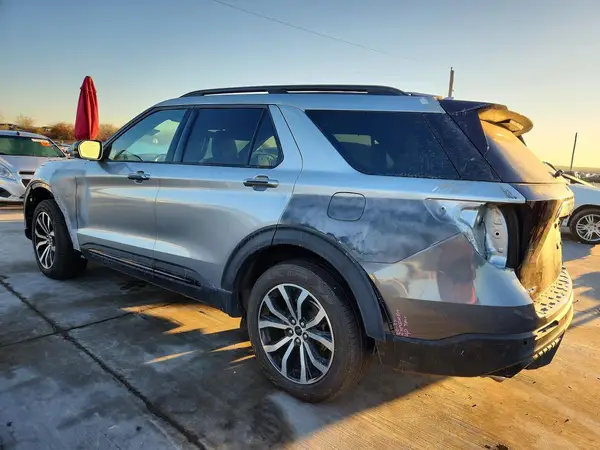 1FM5K8GC5LGC73800 2020 FORD EXPLORER - Image 2