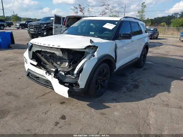 1FM5K8GC5PGA61503 2023 FORD EXPLORER - Image 2