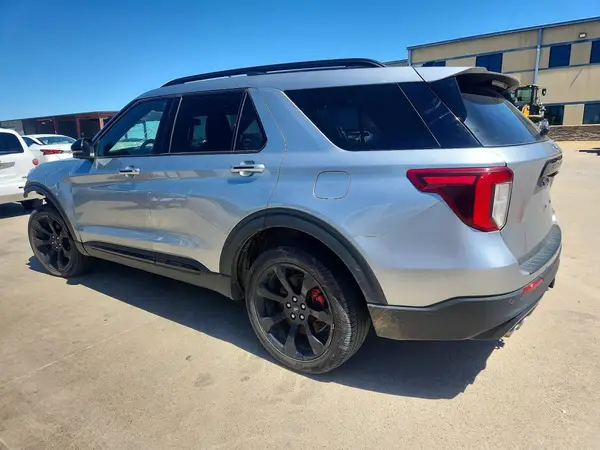 1FM5K8GC5PGC25669 2023 FORD EXPLORER - Image 2
