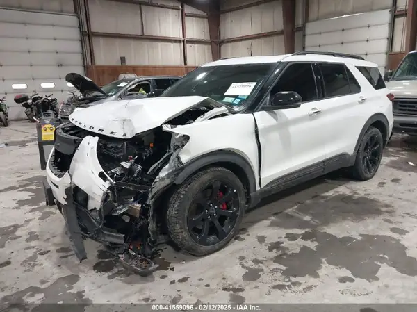 1FM5K8GC5RGA21859 2024 FORD EXPLORER - Image 2