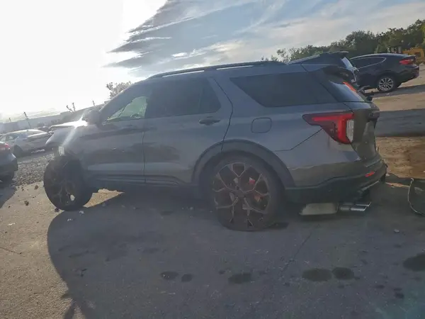 1FM5K8GC7PGA09967 2023 FORD EXPLORER - Image 2