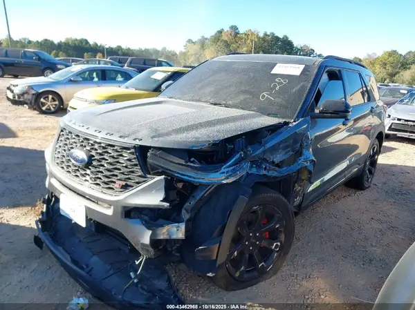 1FM5K8GC7PGB13861 2023 FORD EXPLORER - Image 2
