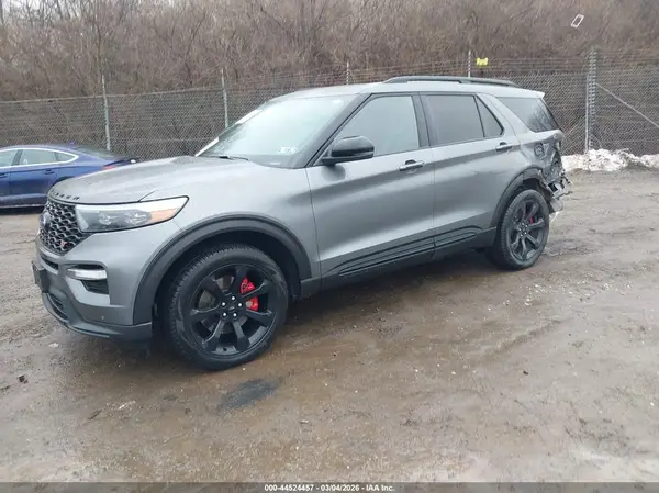 1FM5K8GC7RGA58590 2024 FORD EXPLORER - Image 2