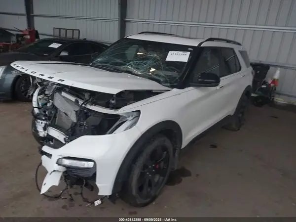 1FM5K8GC8LGC29421 2020 FORD EXPLORER - Image 2