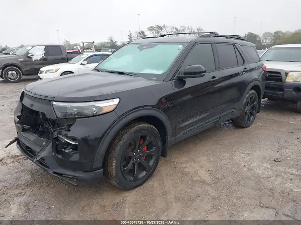 1FM5K8GC9NGA95666 2022 FORD EXPLORER - Image 2
