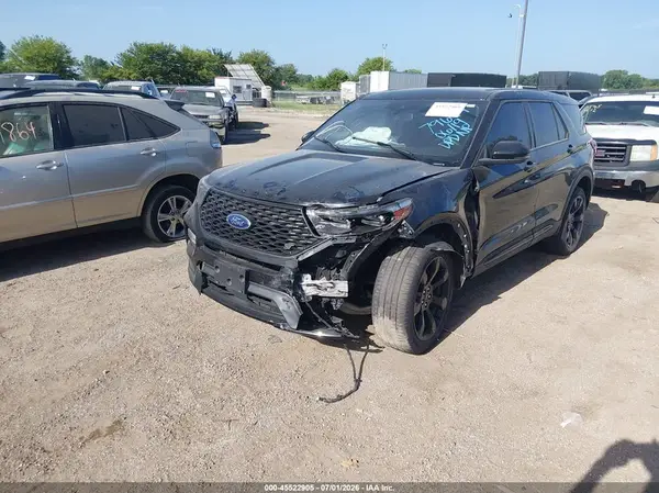 1FM5K8GC9NGC48580 2022 FORD EXPLORER - Image 2