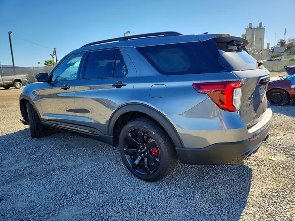 1FM5K8GC9PGB30399 2023 FORD EXPLORER - Image 2