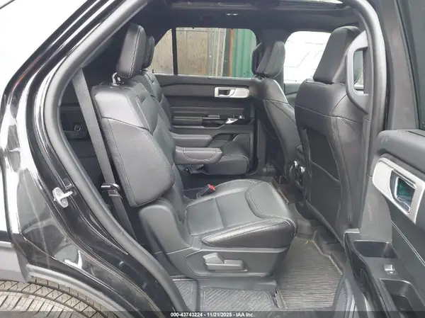 1FM5K8GCXMGC28806 2021 FORD EXPLORER - Image 8