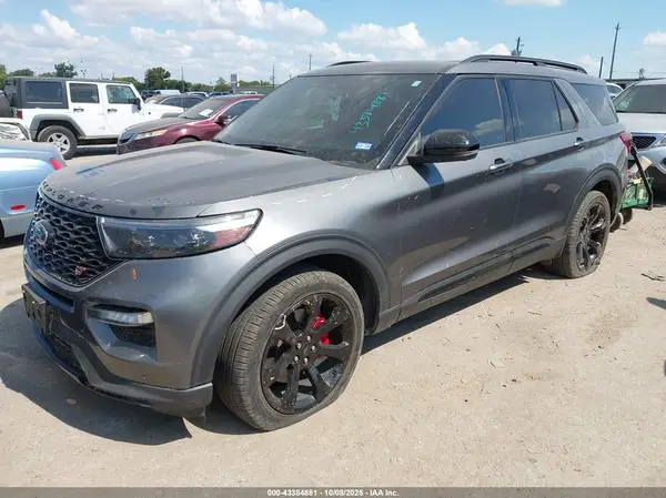 1FM5K8GCXPGB16740 2023 FORD EXPLORER - Image 2